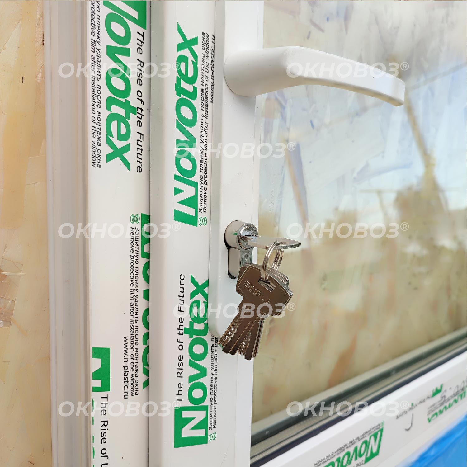 Готовая ПВХ дверь с ручкой и замком 210х93 см (правая)