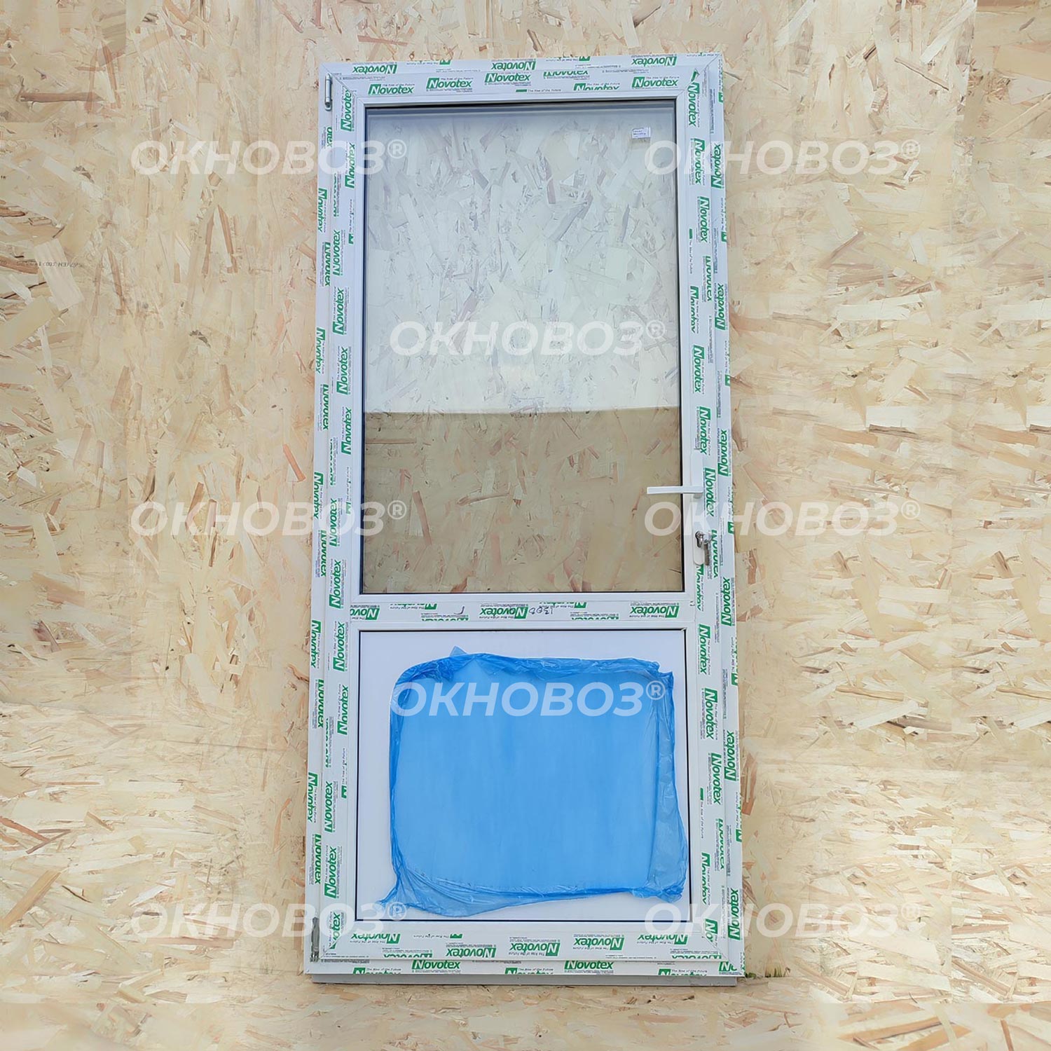 Готовая ПВХ дверь с ручкой и замком 210х93 см (левая)