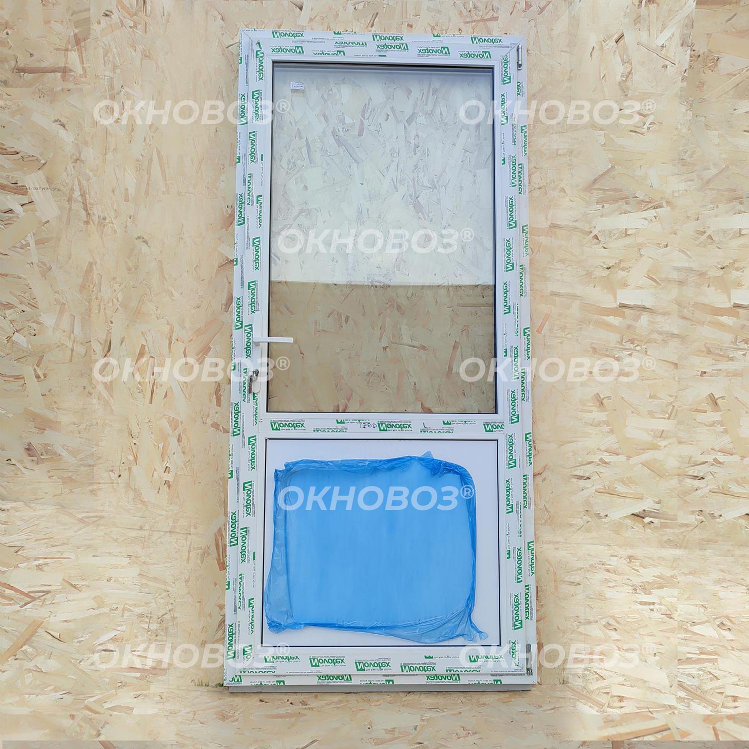 Готовая ПВХ дверь с ручкой и замком 210х93 см (правая)